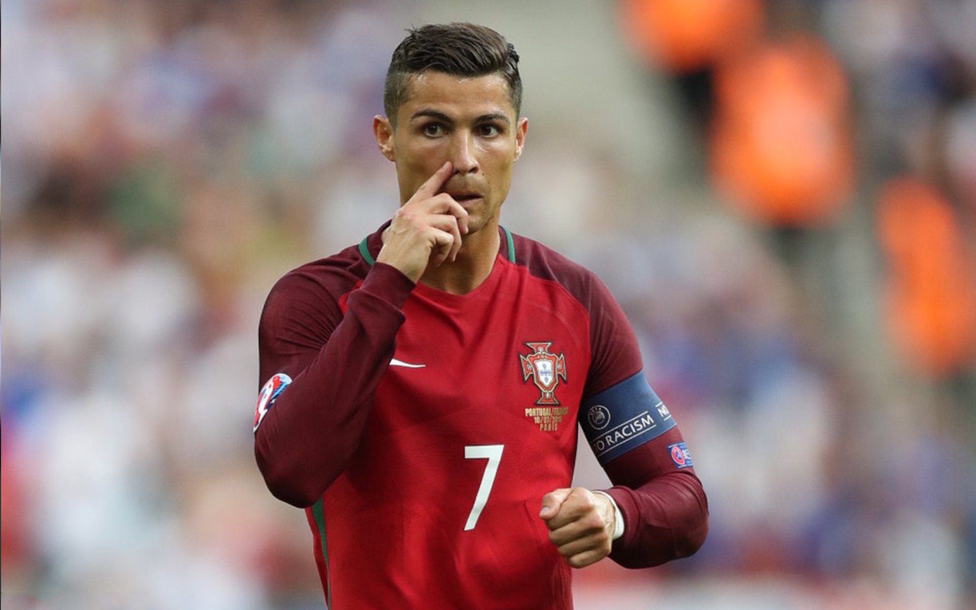 欧洲杯惊天逆转：变局引爆现场热情！，70秒还原欧洲杯惊魂瞬间